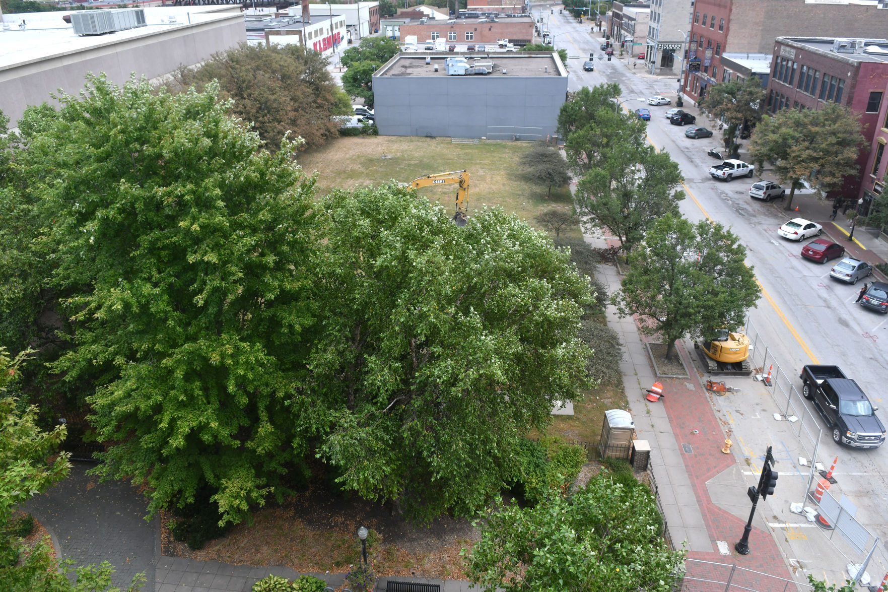 083120-qc-nws-merge-020